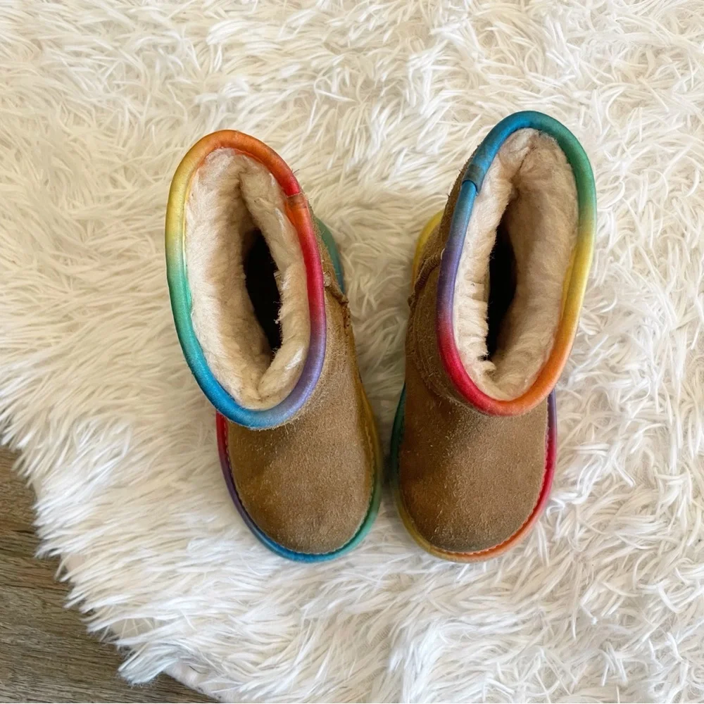 UGG Boots Rainbow Trim Little Girls 8